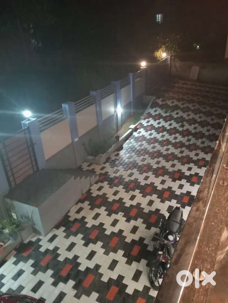 New house with upper floor for rent