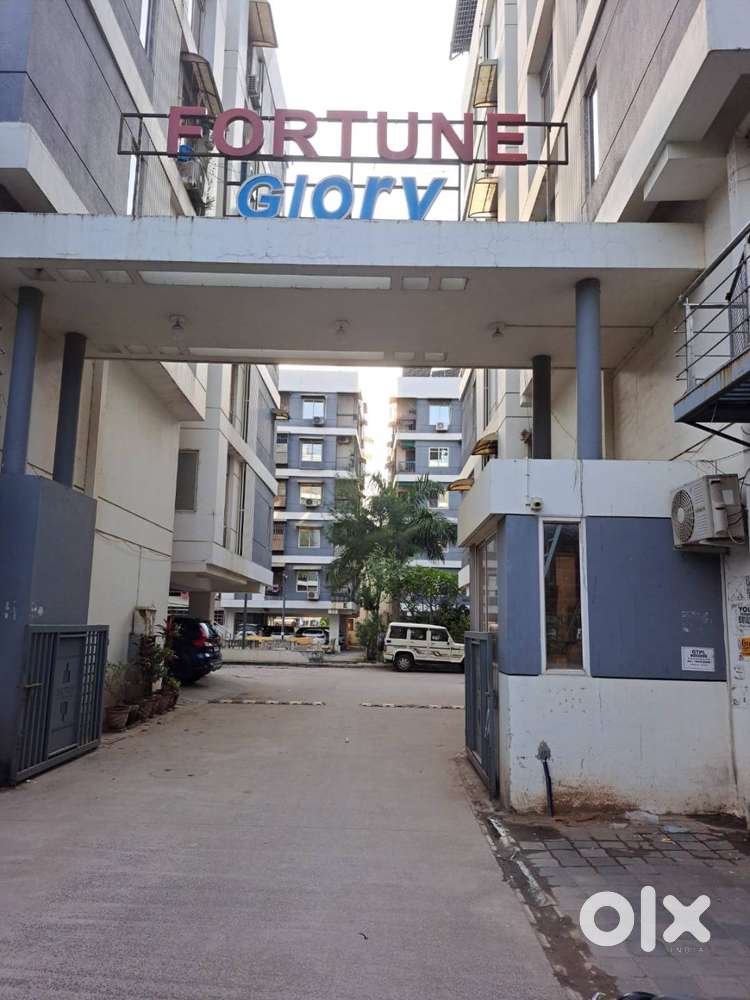 3BHK WITH SOLAR CONNECTION AND PIPED GAS FACILITY  IN ATLADARA 4 SELL