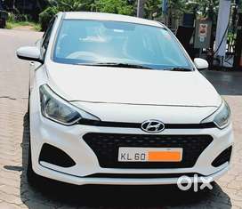 HYUNDAI i20 @ Automatic