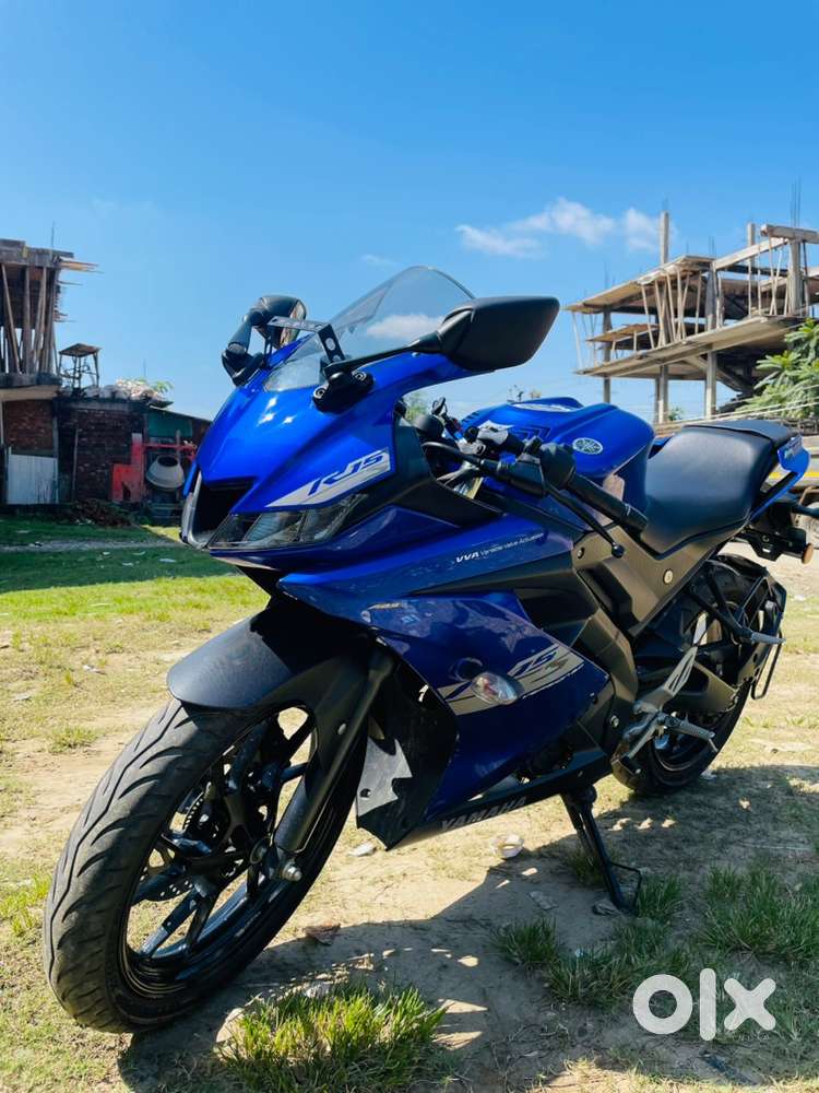 Yamaha R15 V3