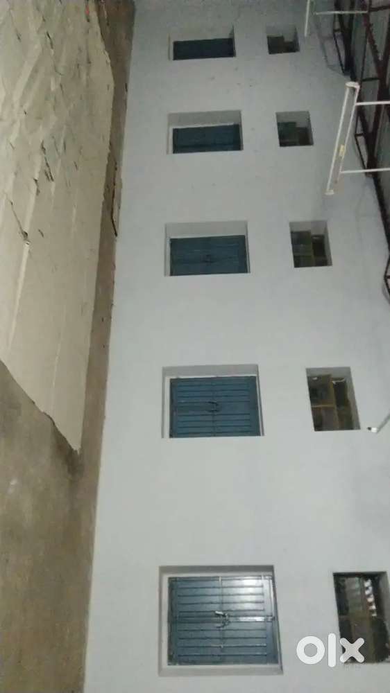 Godown for rent with 1000 sq.ft