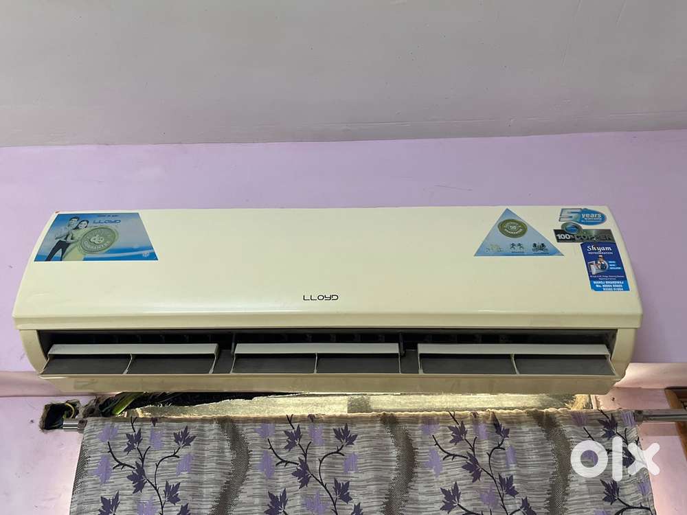 LLOYD 1.5 ton A.C.