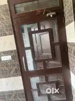 1 room set for rent acha room hai.