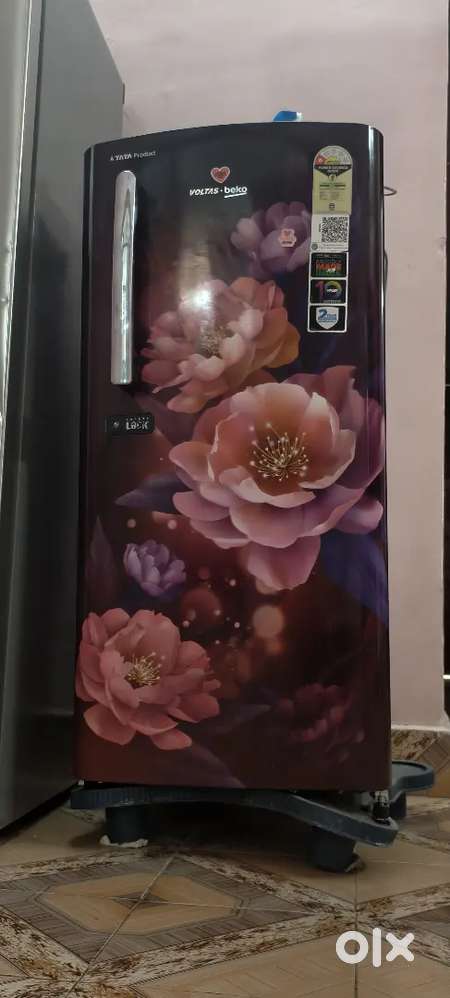 Tata voltas fridge urgent selling