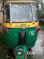 Auto rickshaw cng
