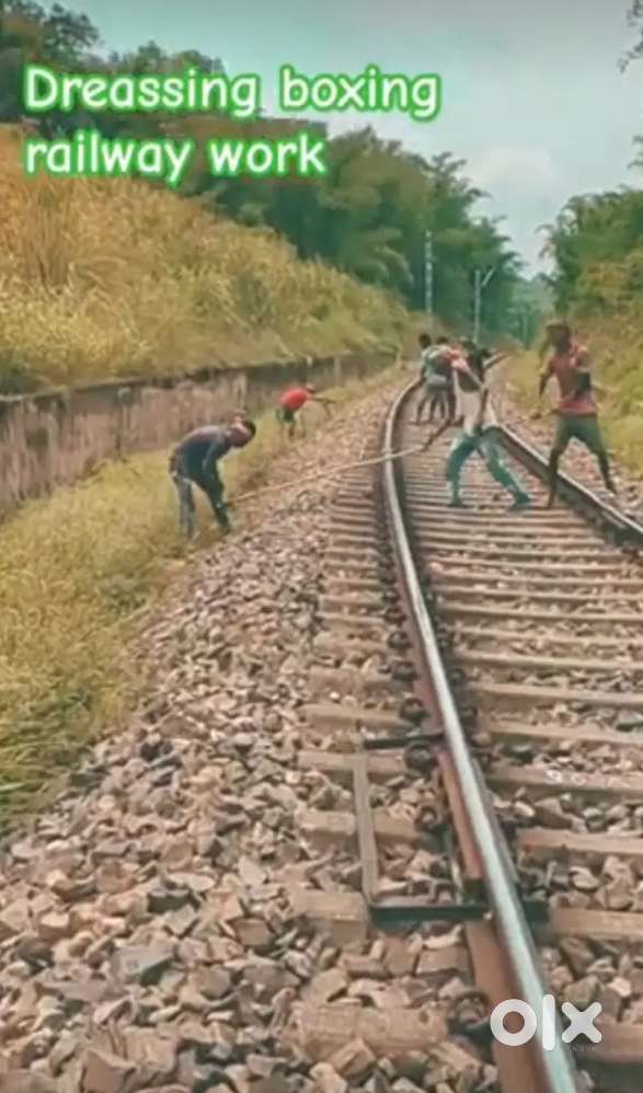 Railway dressing boxing work under Labour( শ্রমিক )