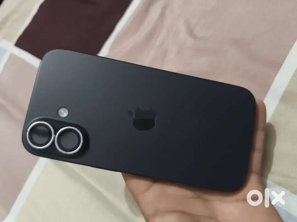 Iphone 16 black
