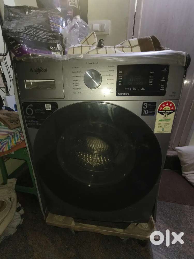 New Whirlpool front load 8kg washing machine