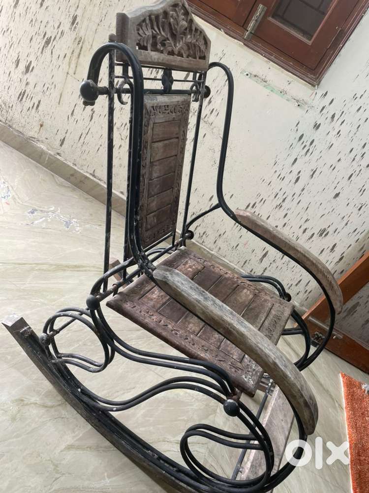 Wooden swing chair