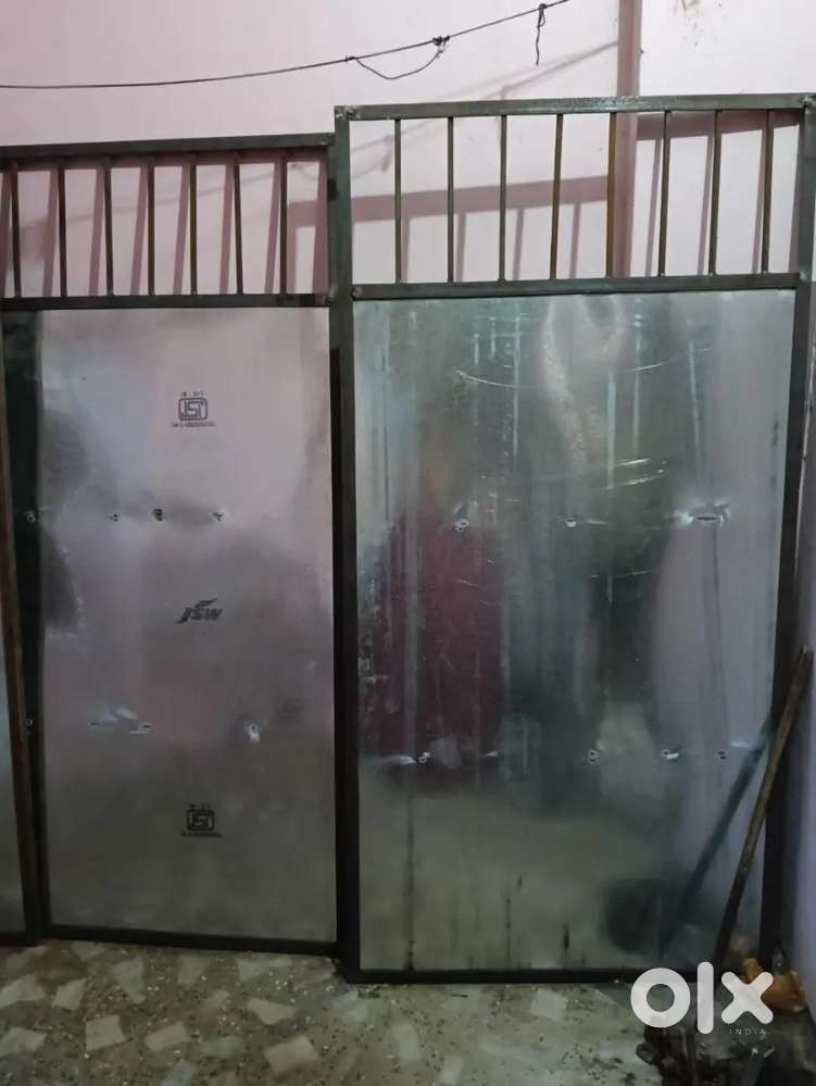 Double door iron gate