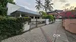 Palarivattom Near junction 8cent prime House plot with Old house