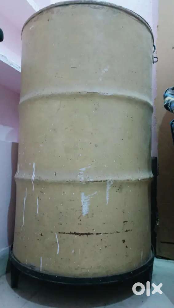 A strong durable  painted  iron drum with iron stand