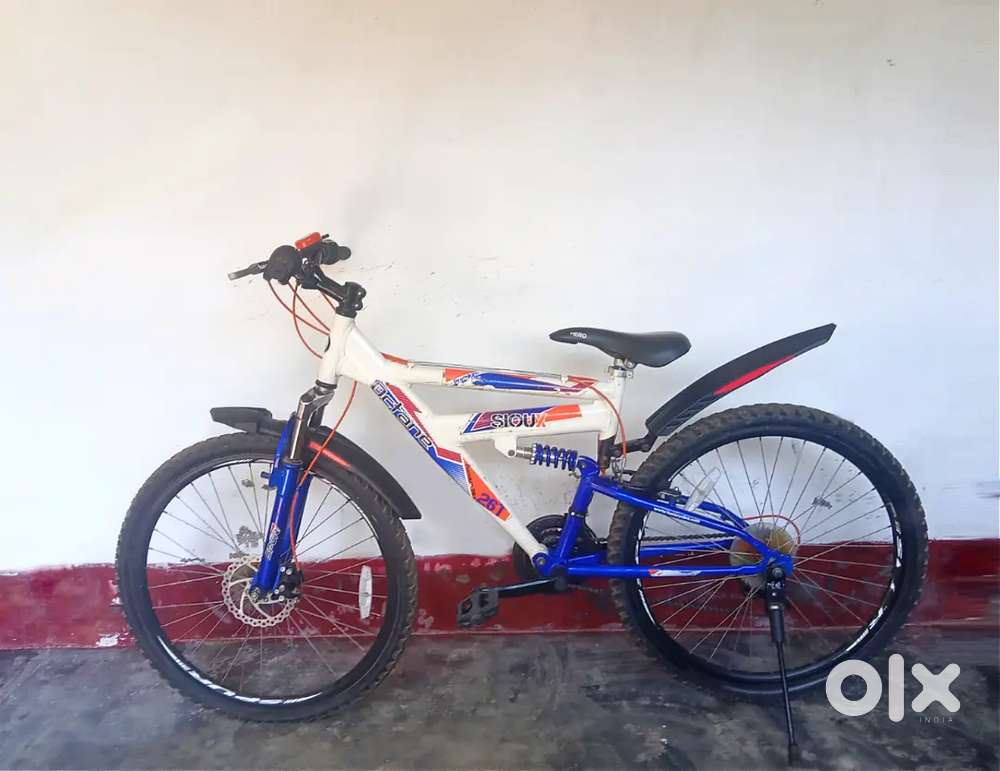 Hero Octane 26t Sioux 21 Speed Adult Cycle - White & Blue