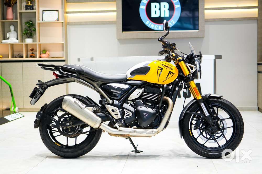 2025 2900km Triumph Speed 400