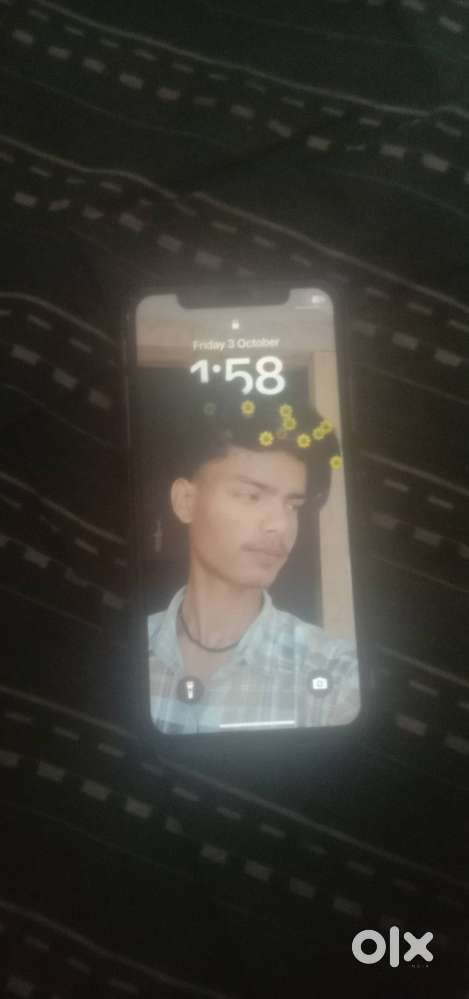 I phone xs battery health 78 rs 9999