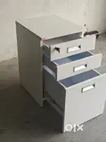 Brand new condition featherlite brand pedestal box available