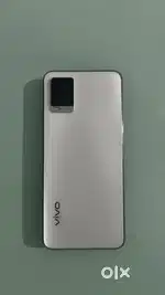 Vivo v20 better price