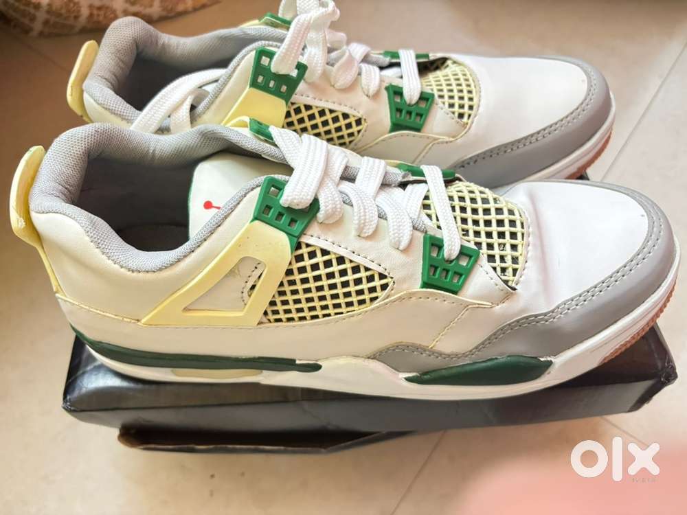 Men Air Jordan Retro 4 Pine Green Sneaker