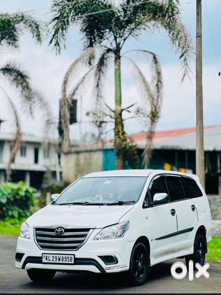 Toyota Innova 2006 Petrol 94500 Km Driven