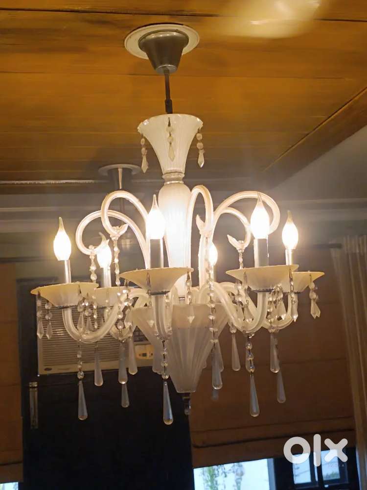 6 candles bulb chandelier in white crystal glass