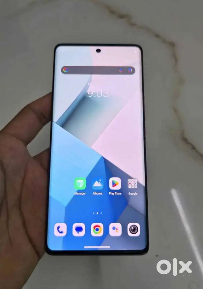 Vivo v 29 pro 5G 8GB RAM 128gb memory