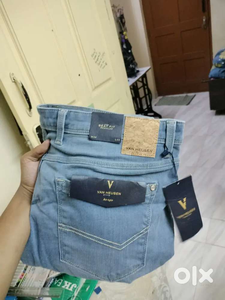 Van Heusen beat fit jeans