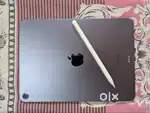 iPad Air 5th Gen 256gb with Apple Pencil