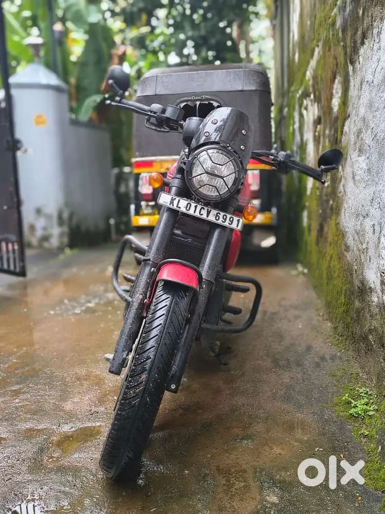 Classic legends . Second owner . No complaint. Good condition.