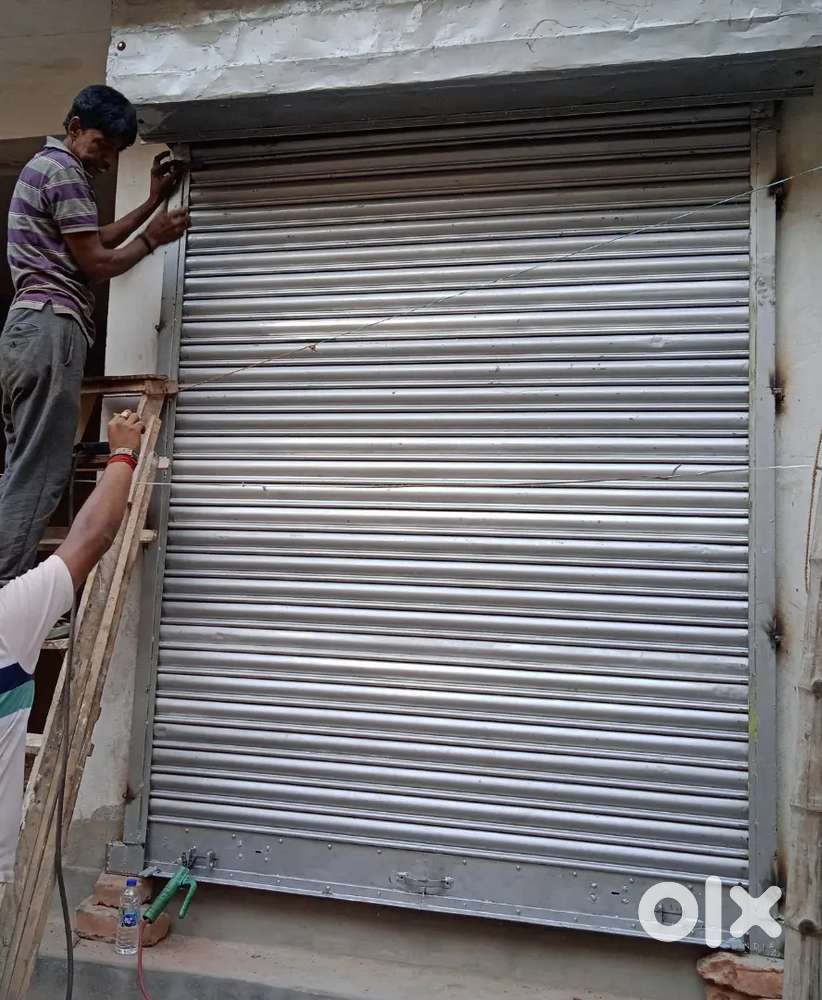 Small shop rent at nowbhanga main rod