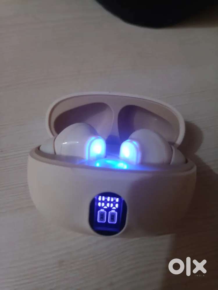 Air buds Bluetooth