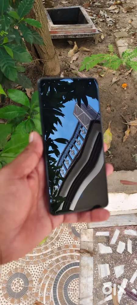 iQOO Neo 6 (8GB RAM, 128GB Storage) – Excellent Condition