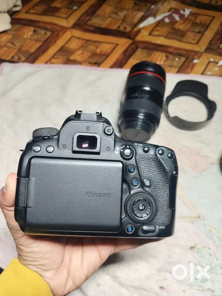 Canon 6Dmark ii 24-105 & 85mm lens 2 Bettery 2 lenses
