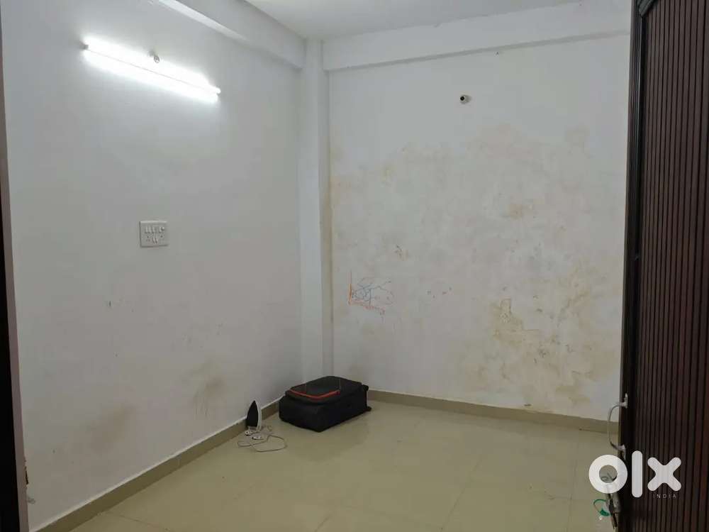 Independent Floor for rent