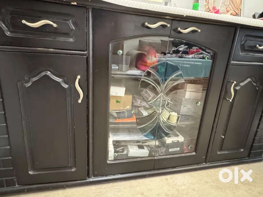 Tv cabinet
