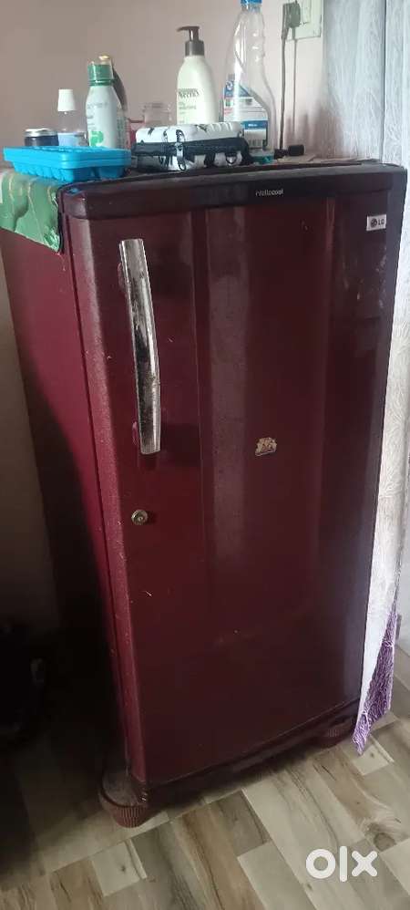 LG refrigerator 180 l