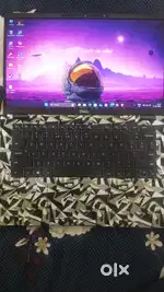 I5 10gen 
16gb ram 
256gb nvme 
8gb integrated graphics card