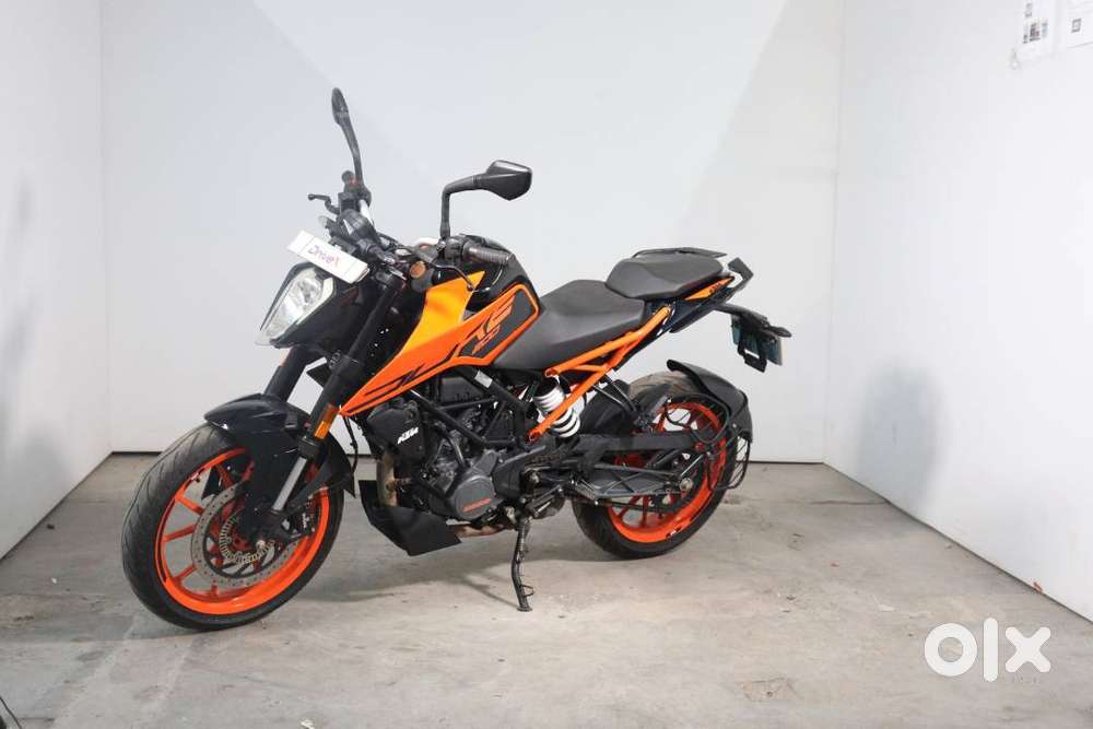 4327 KTM DUKE 200