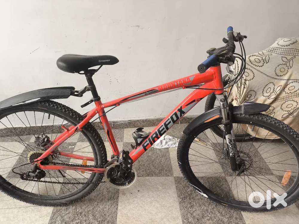 no scratches, good condition