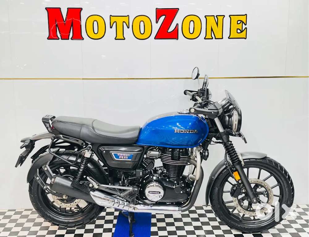 HONDA CB 350RS
DUAL DISC ABS