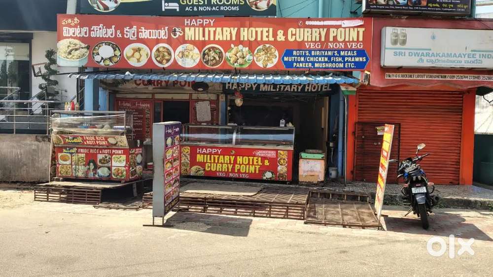Happy Military Hotel & Curry Point