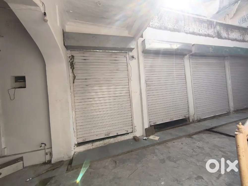 Shops Available For Rent