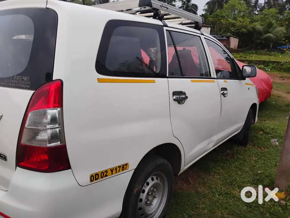 Toyota Innova 2nd owner.excellent condition