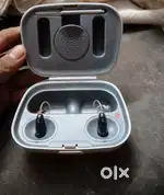 Unitron hearing aid with charger model