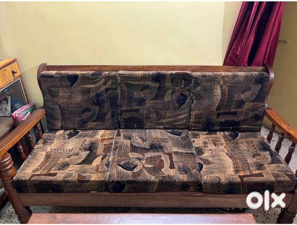 3+2+1 sofa set with central table