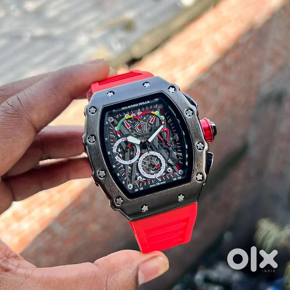 Stylish Wrist Watch – Looks Killer, Feels Premium