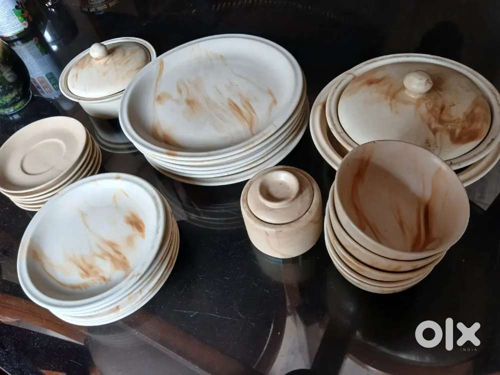 Ceramic Crockery set