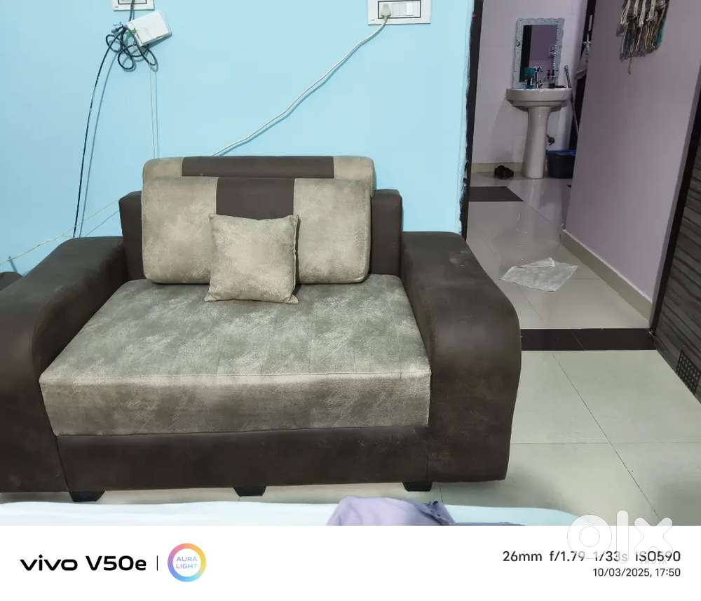 Seven seater with coutch +big size table