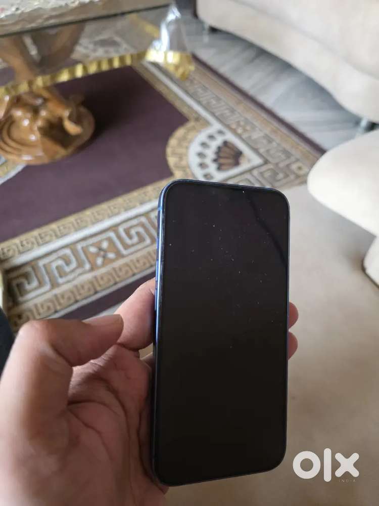 Iphone13 blue color