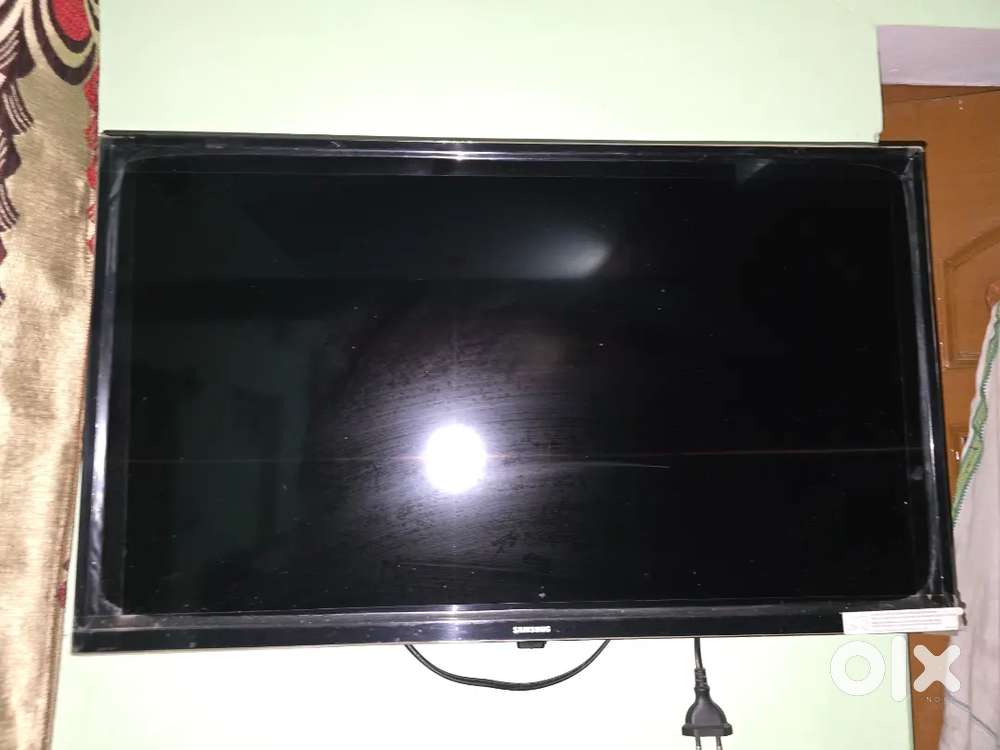 Samsung 32TV Full HD 2year Old New Condition