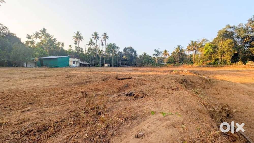 Chalakudy NH 2 Minutes Premium villa Plots Easy loan ₹ 3L down payment